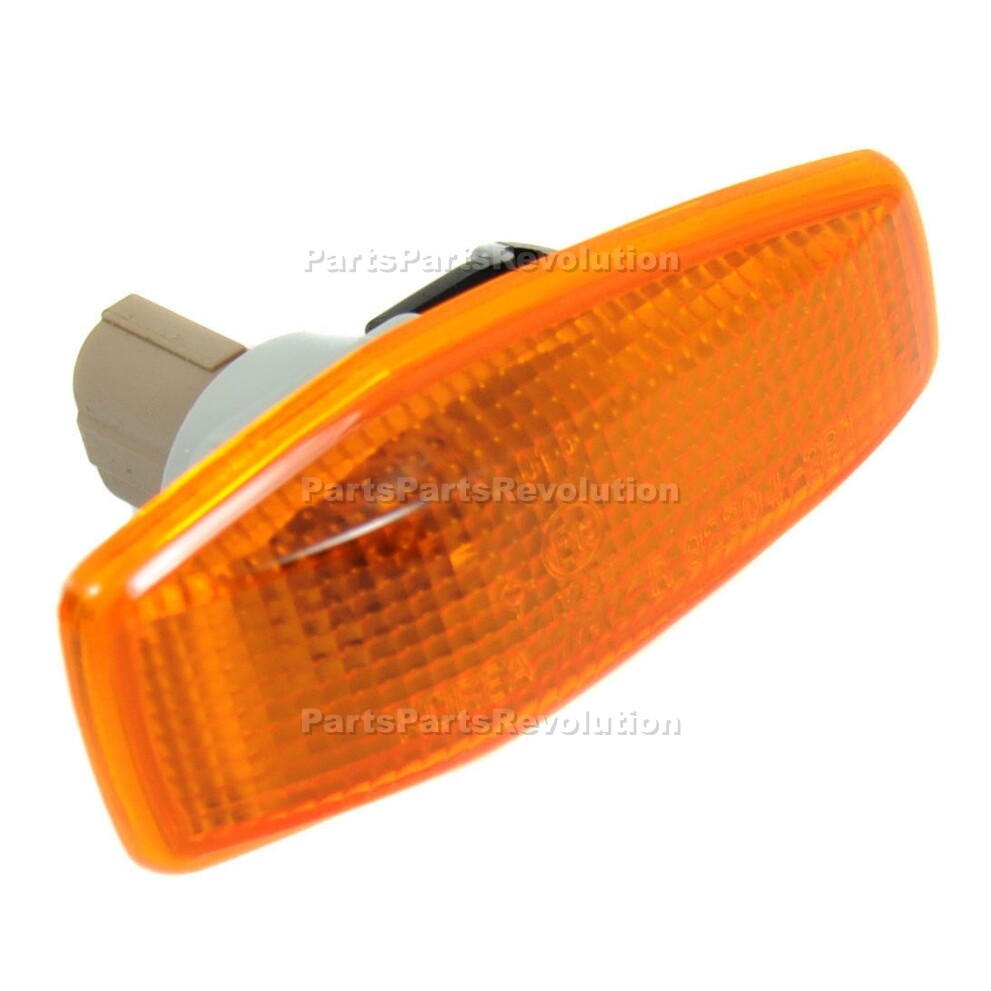 923043A000 RH Side Marker for Hyundai 03-05 XG350 01 XG300