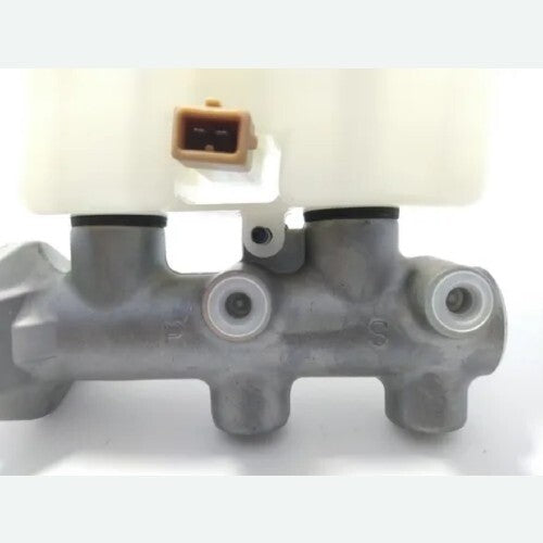 GENUINE Brake Master CYLINDER for KIA Sportage HYUNDAI Tucson oem 585102E000