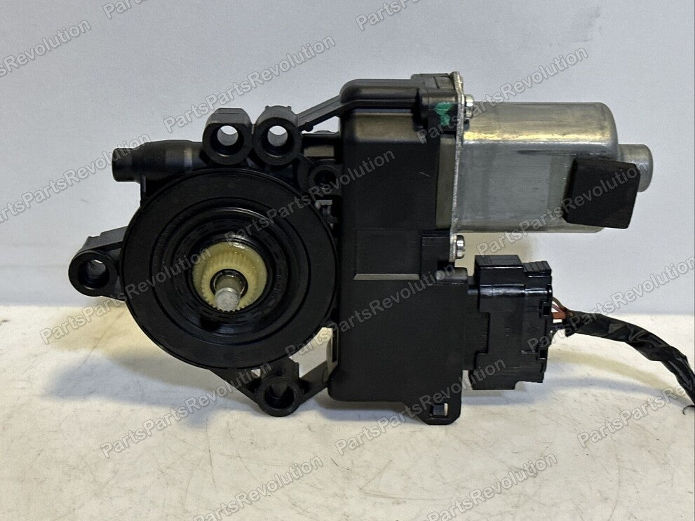 Window Motor 824503N000 Left for Hyundai Equus 2011-2016