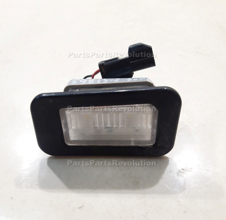 License Plate Lamp Assembly Passenger Side 92502G9000 for Genesis