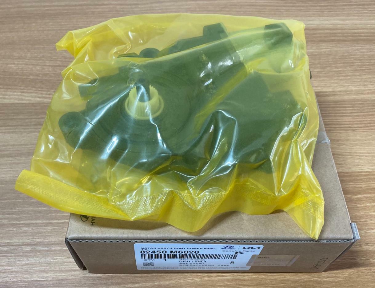 GENUINE Front Driver Door Window Motor for Kia Forte 19-20 82450M6020