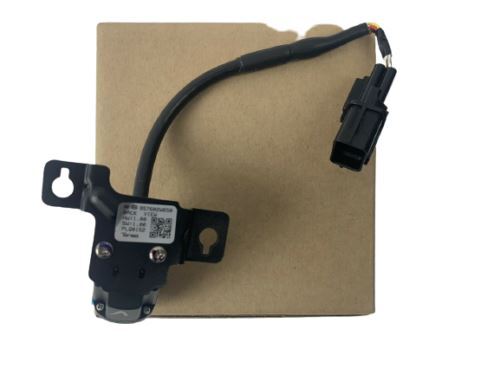 GENUINE Backup Reverse Camera for Hyundai Santa Fe Sport 2017-2018 957602W650