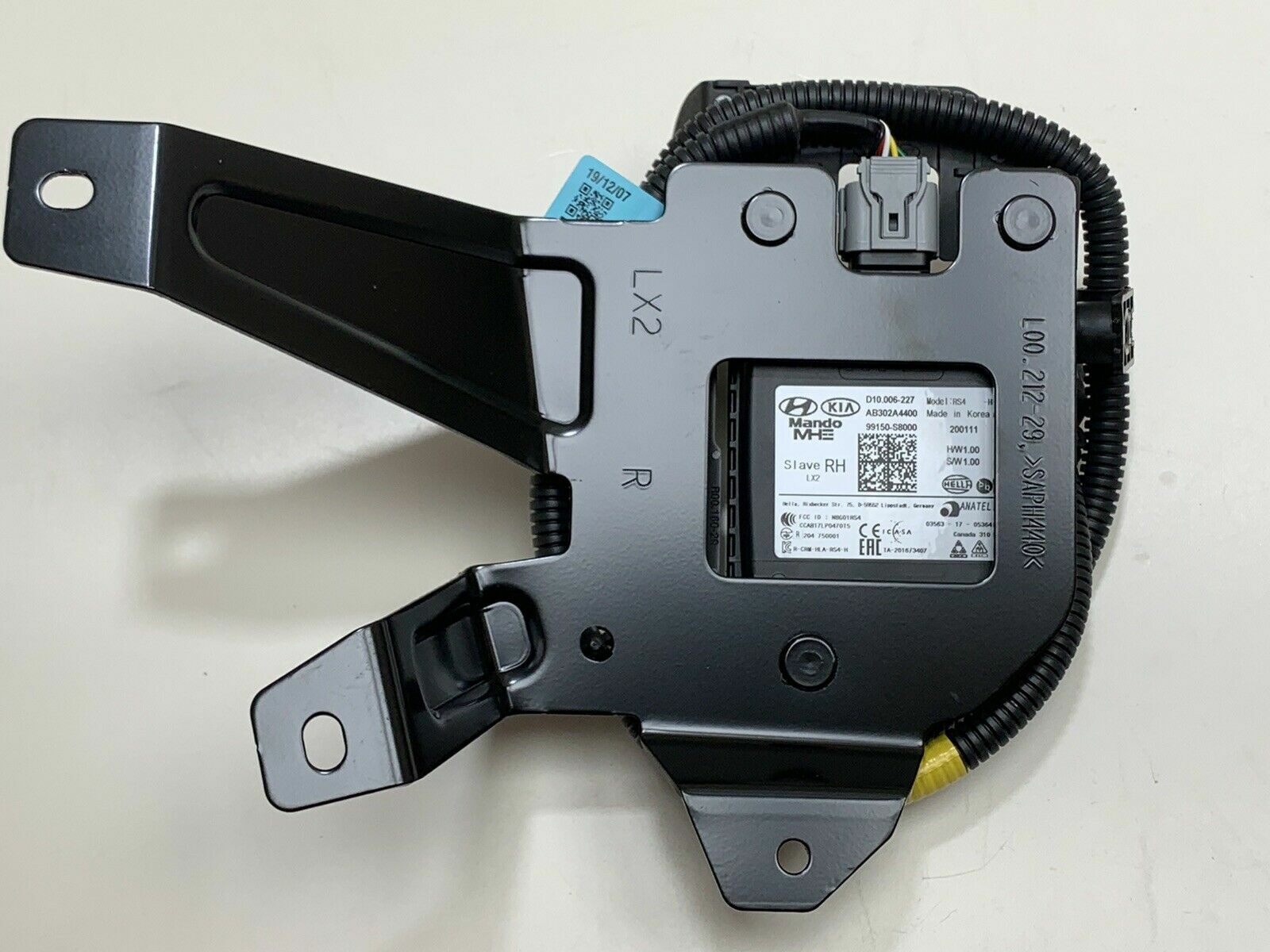 GENUINE Rear-Right Blind Detection Sensor for Hyundai Palisade 18-21 99150S8000