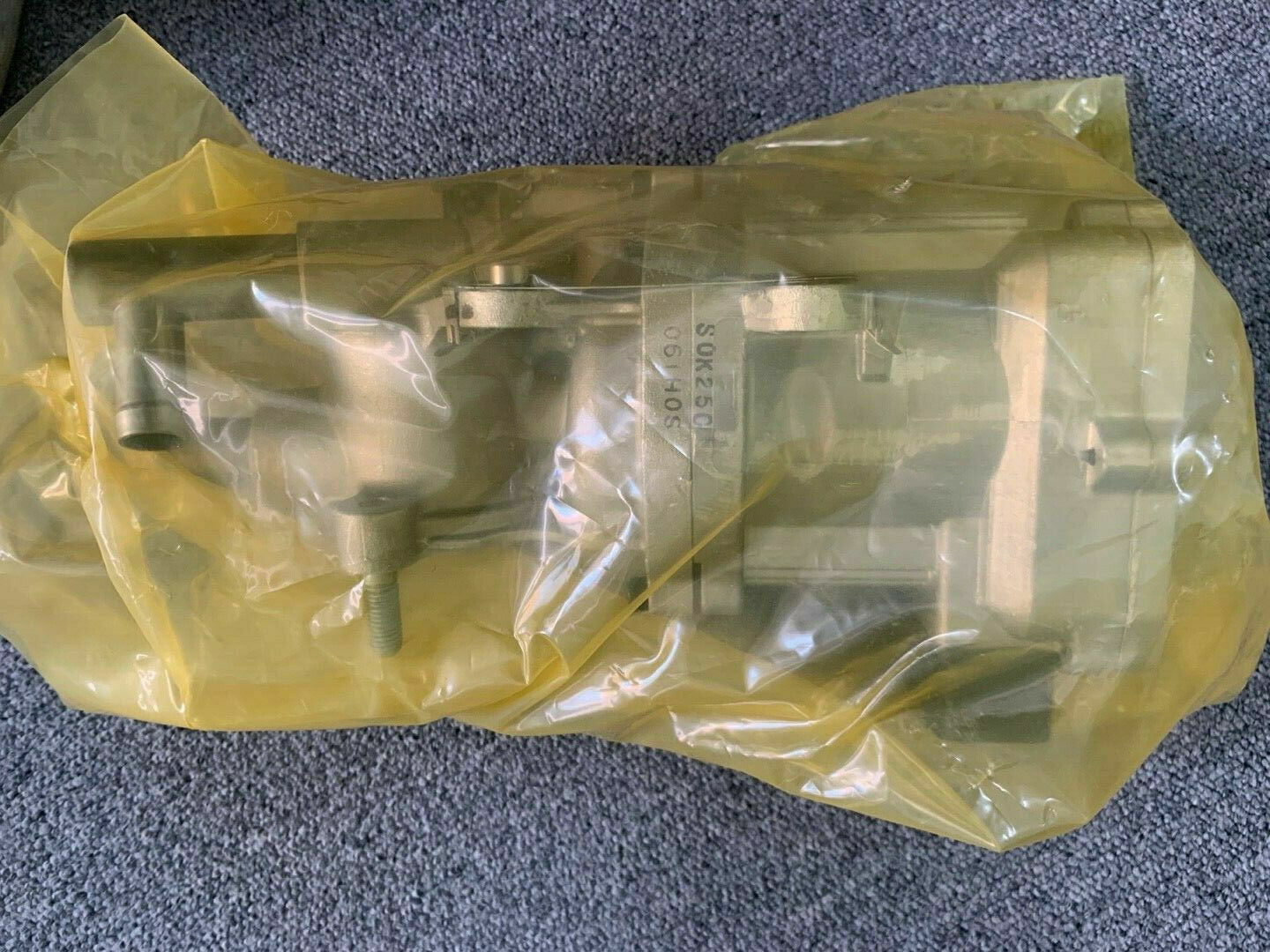 GENUINE PUMP ASSY-COOLANT 251002E272 FOR HYUNDAI SONATA HYBRID 2016-20