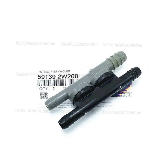 GENUINE Connector 591392W200 for Hyundai Santa Fe Santa Fe XL 13-19