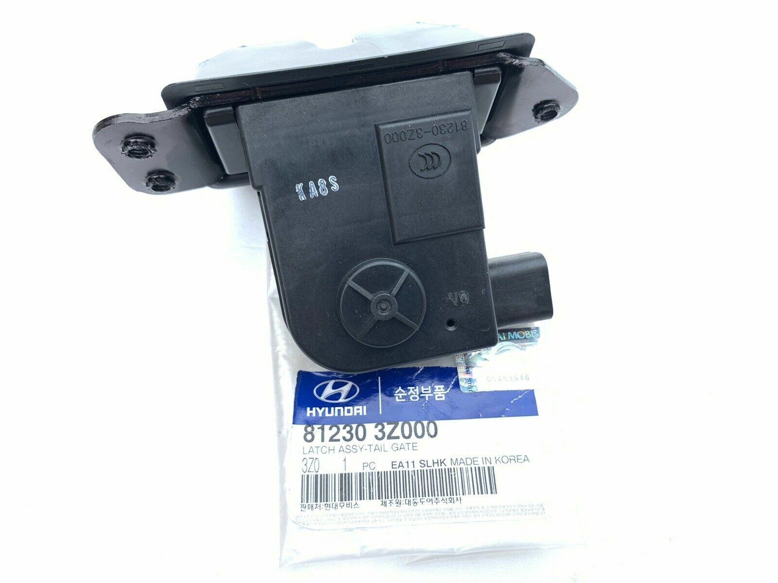 GENUINE Tailgate Latch Actuator for Hyundai Santa Fe Sedona Sorento 812303Z000