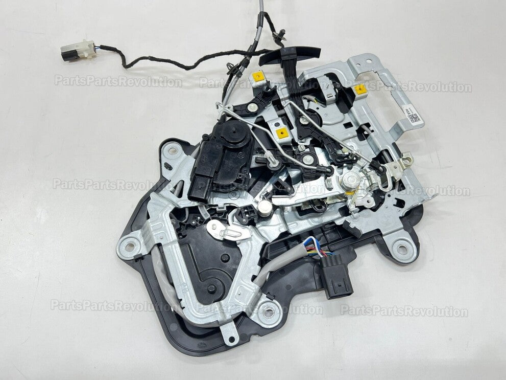 GENUINE Controller 814C2R0100 Right for Kia Carnival 2022-2023