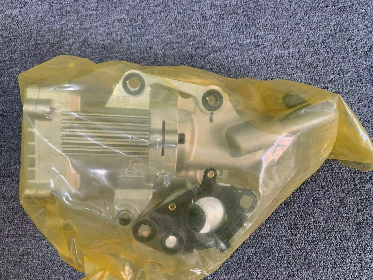 GENUINE PUMP ASSY-COOLANT 251002E272 FOR HYUNDAI SONATA HYBRID 2016-20