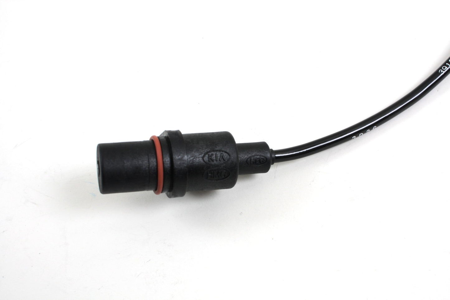 GENUINE 3918022090 Crankshaft Position Sensor for Hyundai Accent 1.5L-L4 97-99