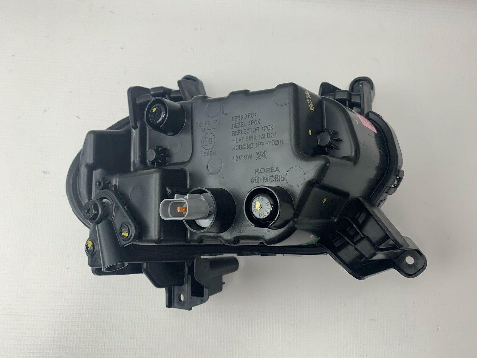 GENUINE LED Fog Lamp Light DRIVER LH for 19-20 Hyundai Santa Fe 92201S1100