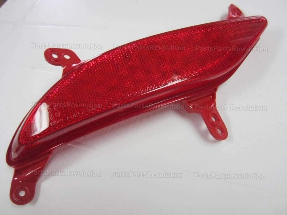 GENUINE Reflector 924052W200 Left for Hyundai Santa Fe Sport 2013-2016