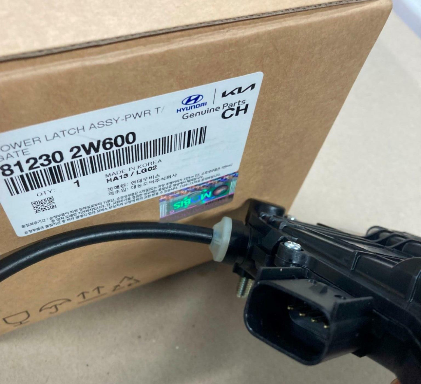 Genuine Trunk Lock Actuator Tail Gate Latch for 13-18 SANTA FE SPORT 812302W600