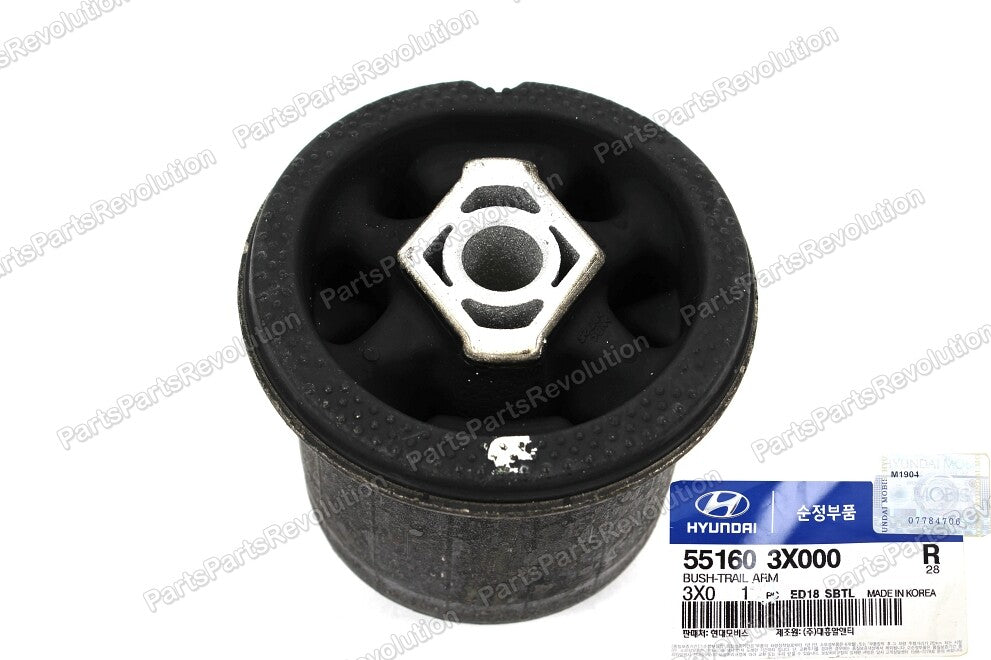 GENUINE REAR SUSPENSION BUSHING for 11-18 ELANTRA VELOSTER FORTE5 551603X000