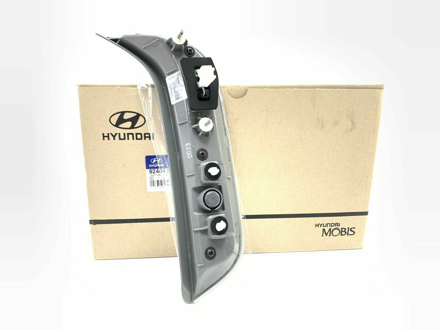 GENUINE Led Inner Tail Light for Hyundai Palisade oem 2018-2020  RH 92404S8000