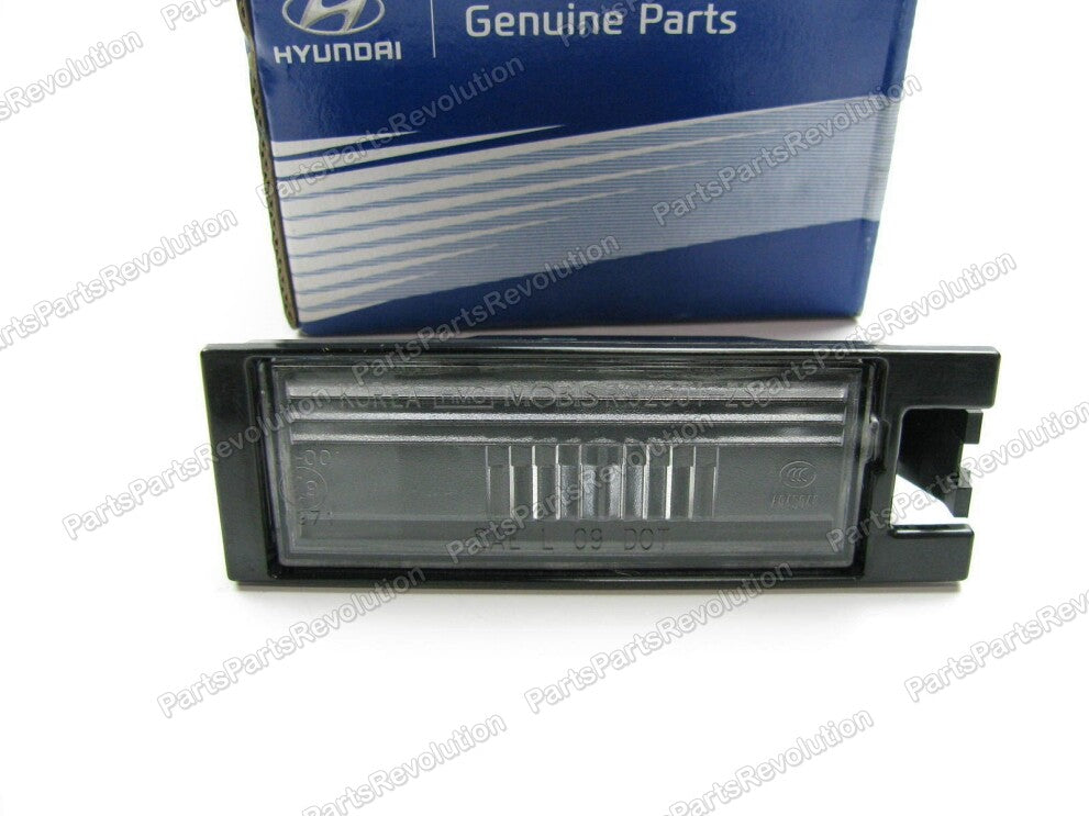 GENUINE Lamp Housing 925202S000 Right for Hyundai Tucson 14-15