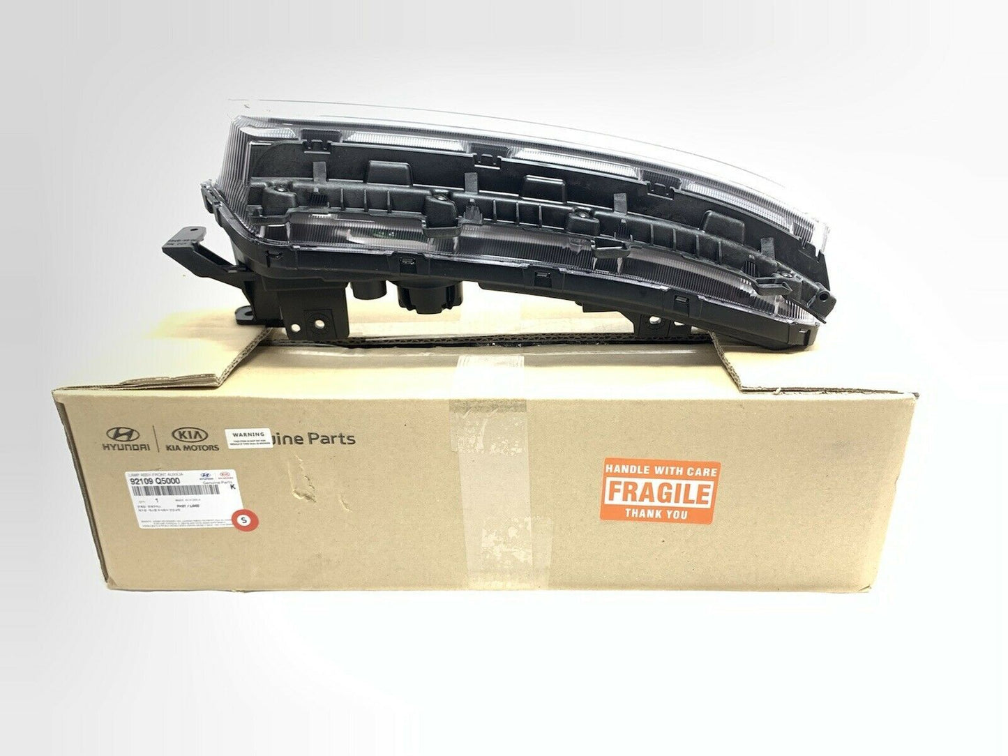 GENUINE Day Time Running LIGHT Front Right 92109Q5000 for KIA SELTOS 19-21