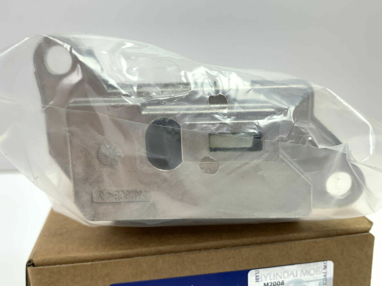 GENUINE Steering Ignition Lock for Hyundai Genesis KIA Borrego 09 819002J710