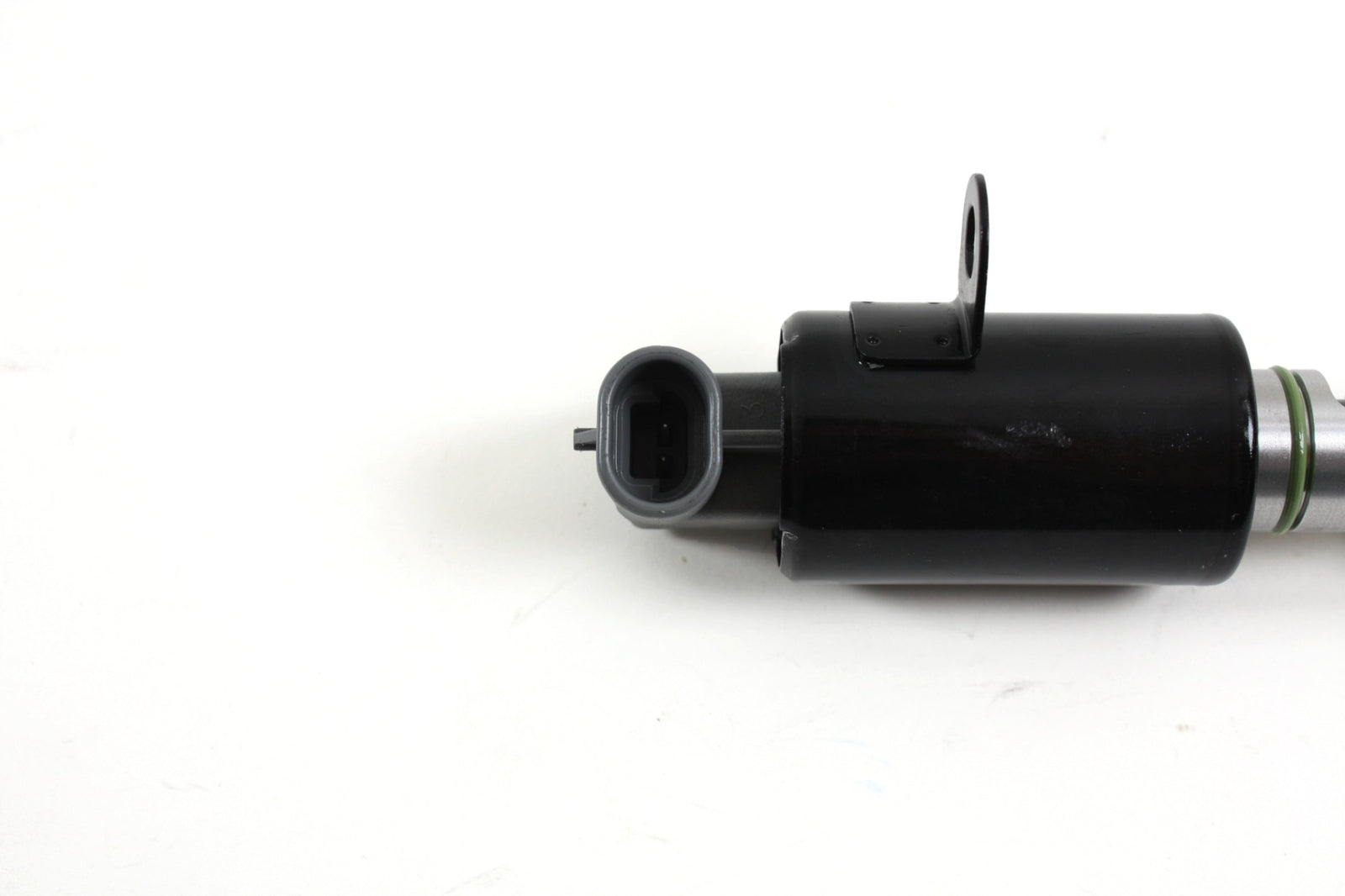 GENUINE 243563E000 Right Variable Valve Timing  Solenoid for Hyundai & KIA 07-10