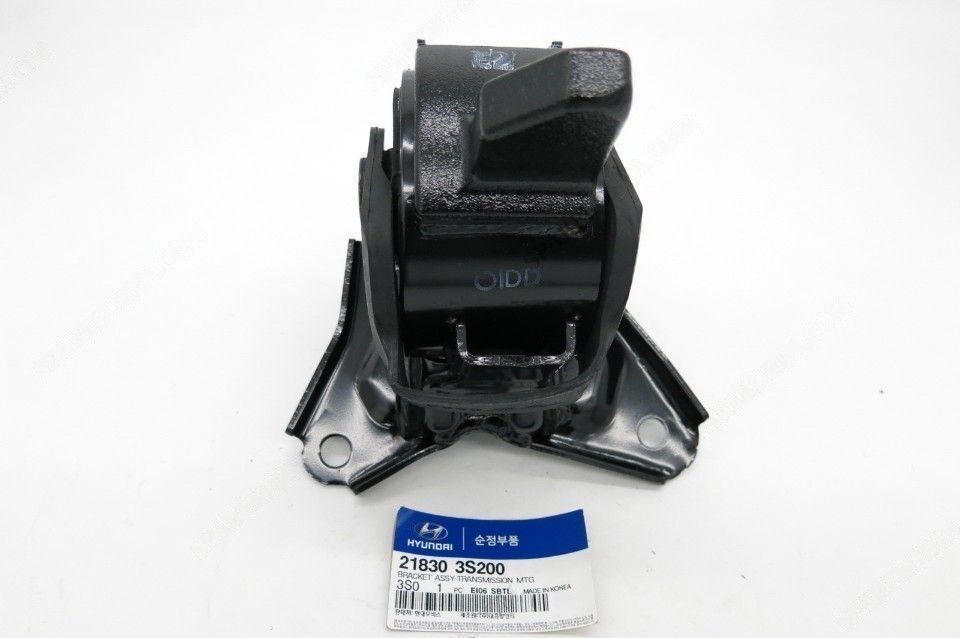 GENUINE 218303S200 Transmission Mount Bracket for Hyundai Kia
