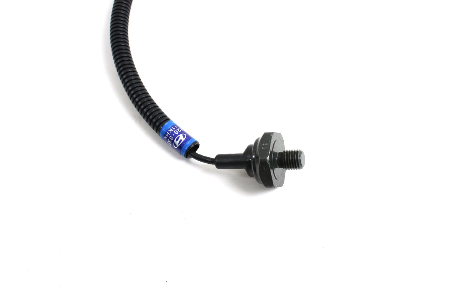 GENUINE 3932035561 Ignition Knock Detonation Sensor for KIA Sedona 3.5L 2002-05